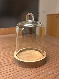 Campana/Cloche in veteo con base in legno.