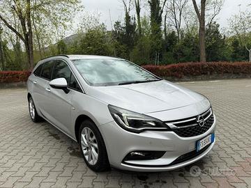 Opel Astra 1.6 CDTi 136CV automatica promo WEEKEND