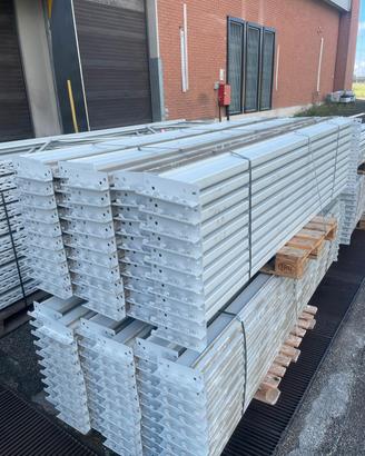 scaffalature portapallets scaffali incastro usati 