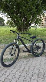 Rockrider EXPLORER 500 (Wheelie)