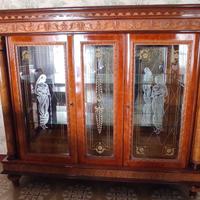 Elegante cristalliera/vetrinetta in stile classico