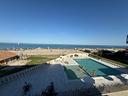 fronte-mare-3-camere-doppi-servizi-e-piscina