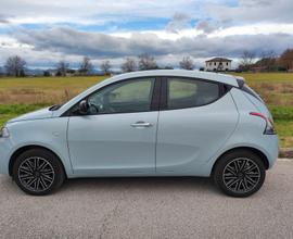 LANCIA Y - Ypsilon 2023 Hybrid Gold Verde Rugiada