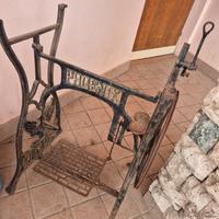 Piedistallo macchina da cucire singer