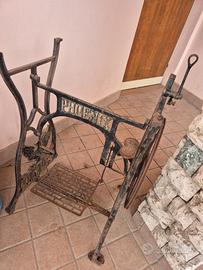 Piedistallo macchina da cucire singer