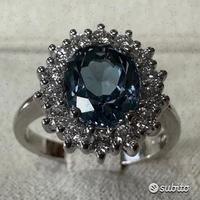 ANELLO ORO 18kt. CON DIAMANTI E TOPAZIO LONDON