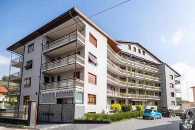 2 LOCALI A LUSERNA SAN GIOVANNI