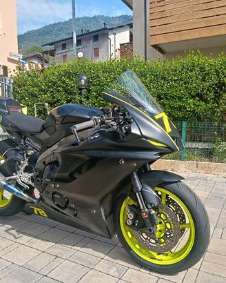 r6 pronto pista