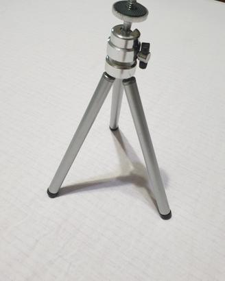 Mini treppiede universale
