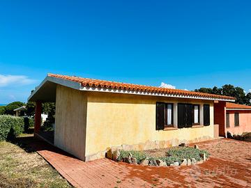 Bifamiliare, Rena Majore