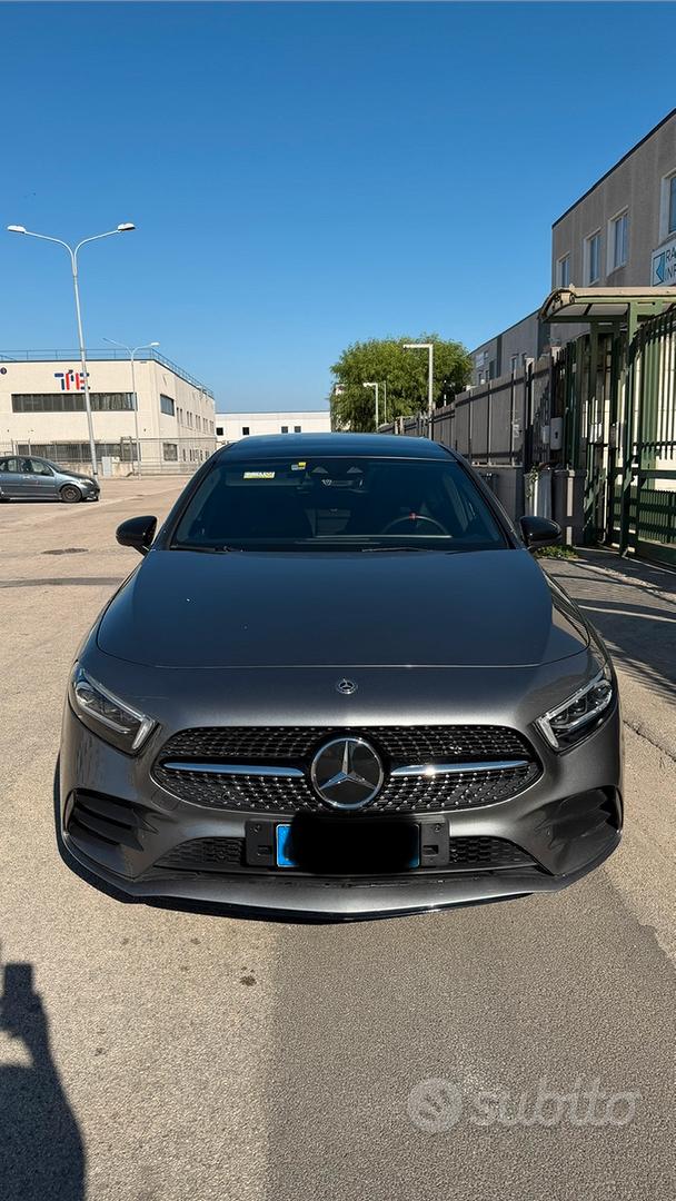 Mercedes-Benz A180D 2018 photo 4