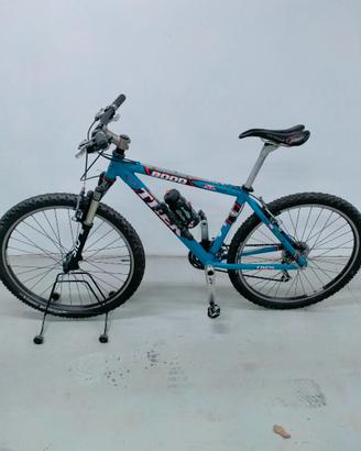 TREK 8000 SL