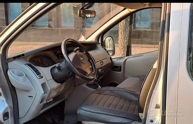 Opel vivaro 