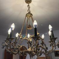 Lampadario in ottone stile barocco