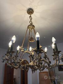Lampadario in ottone stile barocco