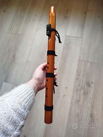 Flauta nativo americana in chiave Sol - G