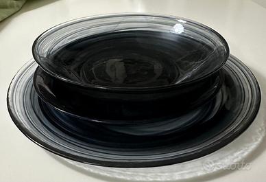 Set 18 piatti in vetro sfumato nero