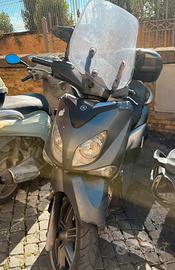 Yamaha xcity 250 top case