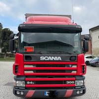 Motrice Scania 94l 300