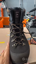 Scarpe trekking n 44