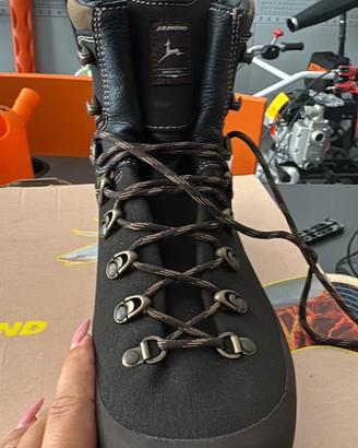 Scarpe trekking n 44