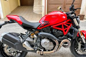 Ducati Monster 821