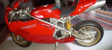 Modellino Ducati 999