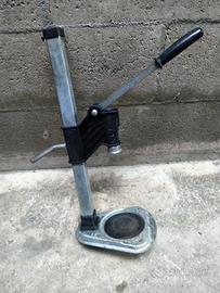 Tappatrice a colonna