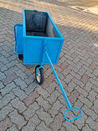 Carretto a 3 ruote , una sterzante.