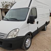 Iveco daily 35c12 2.3 coibentato