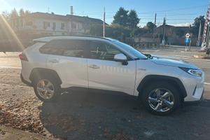 Toyota rav4 - lounge