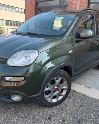 Fiat Panda 1.3 MJT 16V DPF 4x4 Climbing
