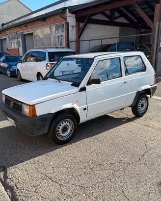 Fiat Panda 900 i.e. cat Jolly