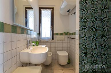 A pochi metri dalla Pelosa - La Pergola 705