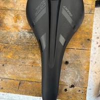 Sella Giant contact