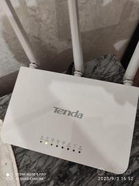 Router Tenda 300