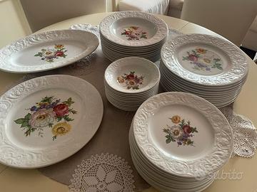 Set piatti da 12 posti tavola Rinascimento , Laven