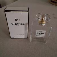 chanel n° 5  vuota 