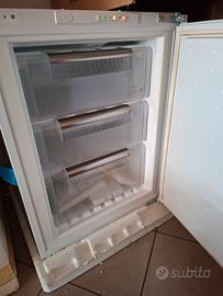 congelatore a incasso