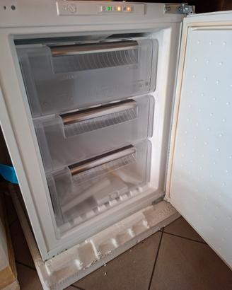 congelatore a incasso