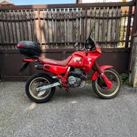 Honda nx650 dominator 1989