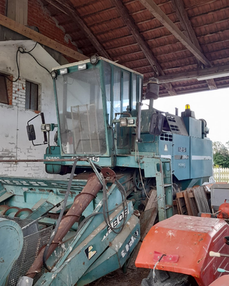 Mietitrebbia Arbos 125