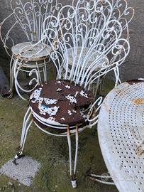 sedie e tavolo in ferro 