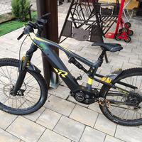 Mountain bike a pedalata assistita 