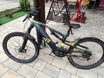 Mountain bike a pedalata assistita 