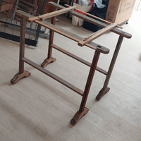 Telaio antico casalingo per ricamo a mano, 1700