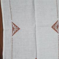 tovaglietta lino ricamata