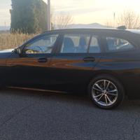 BMW 318 touring diesel/elettrica