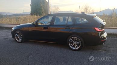 BMW 318 touring diesel/elettrica