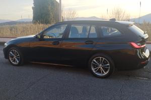 BMW 318 touring diesel/elettrica